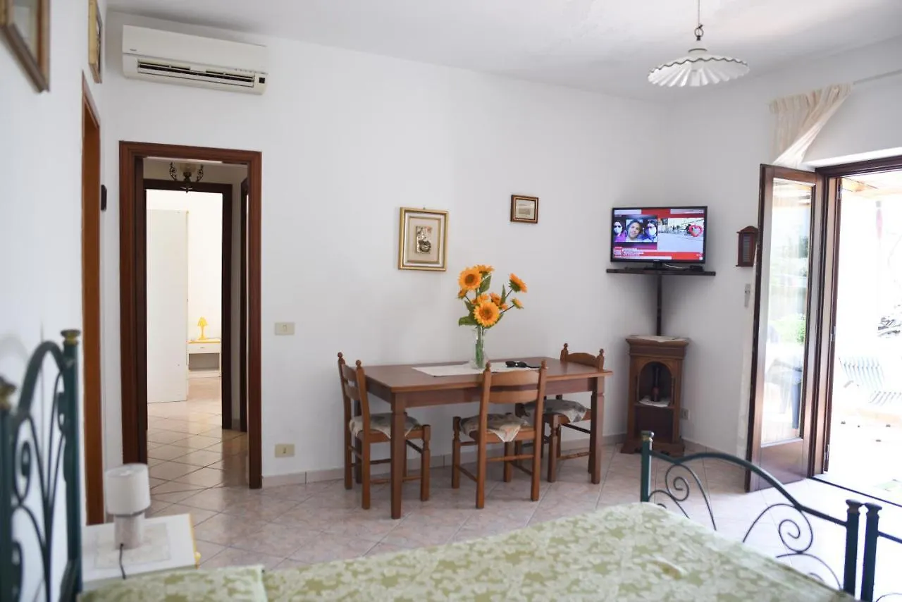 Marina Lunga Apartment Lipari