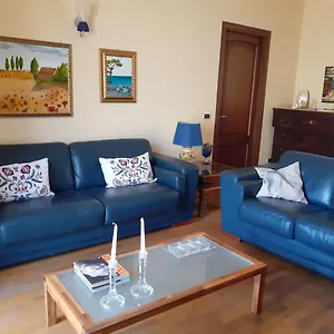 A Casa Di Sabina, A Castelbuono Appartement